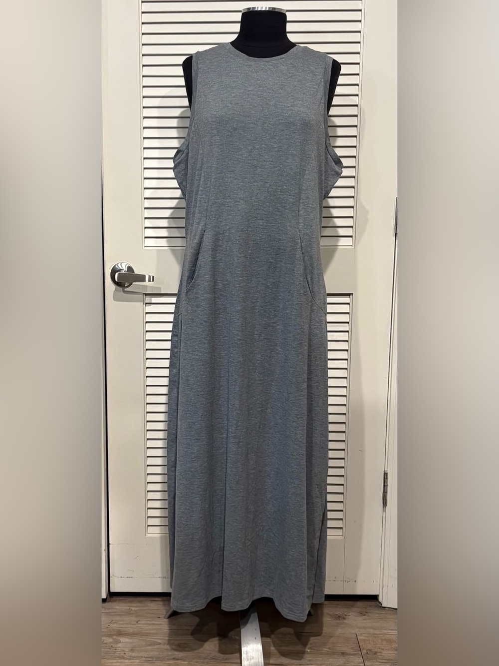 Sleeveless Gray Maxi Dress - Classic Casual/NWOT